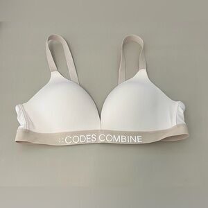 Codes Combined T-Shirt Bra